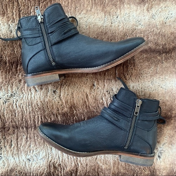 Free People Studio City Wraparound Leather Bootie Distressed Black - Picture 5 of 15